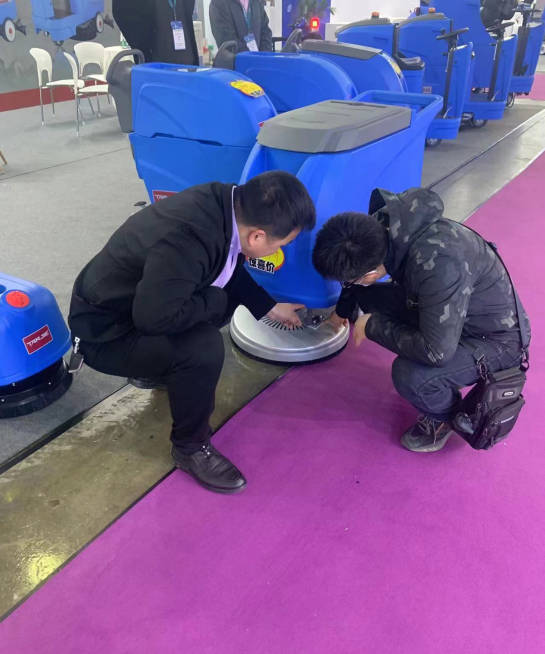 朝阳小型电动洗地机是否适合用于环卫保洁